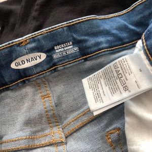 Old Navy Rockstar Jeans. Super skinny